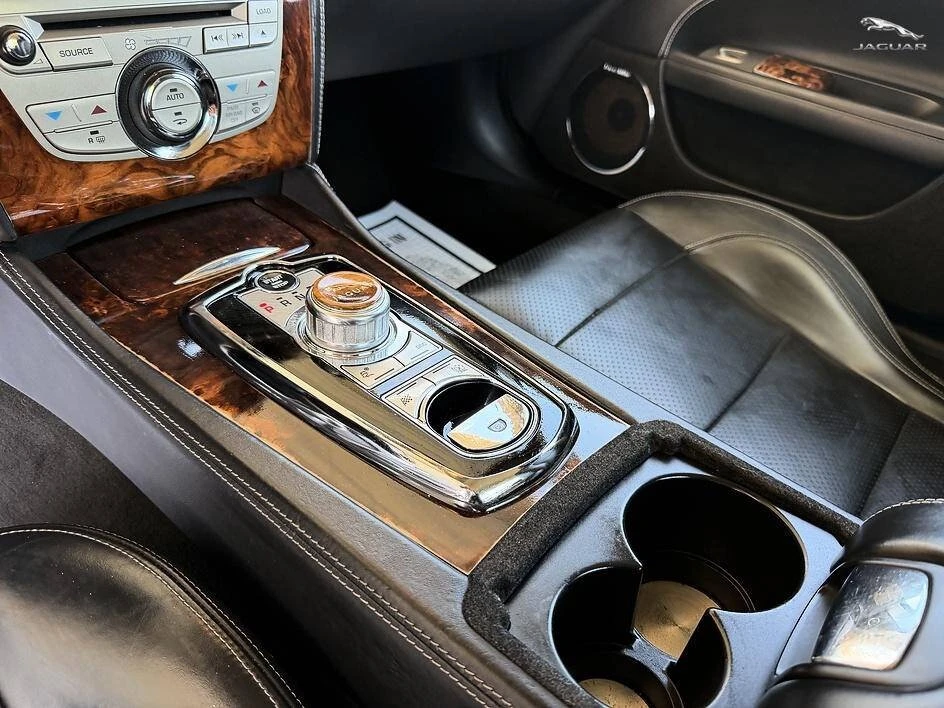 2010 Jaguar X150 XK - Image 16 of 20