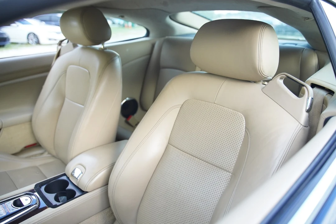 2010 Jaguar X150 XK - Image 6 of 12