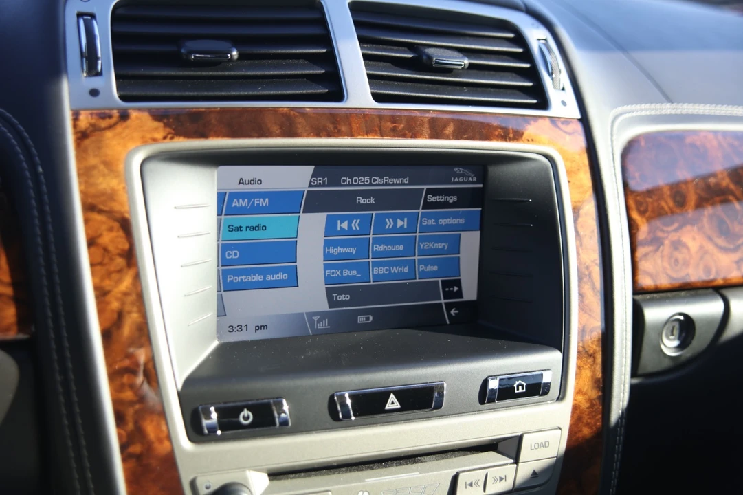 2010 Jaguar X150 XK - Image 19 of 31
