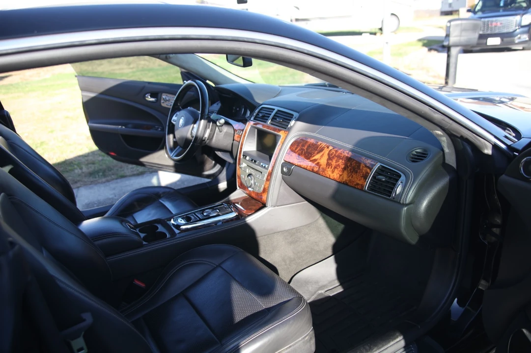 2010 Jaguar X150 XK - Image 8 of 31