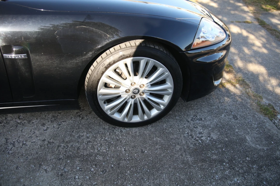2010 Jaguar X150 XK - Image 15 of 31