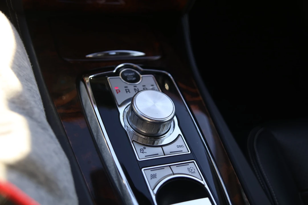 2010 Jaguar X150 XK - Image 20 of 31