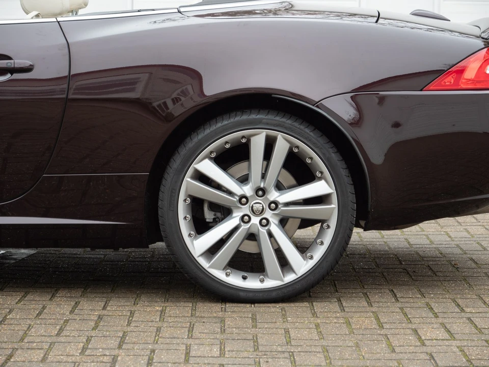2010 Jaguar X150 XK - Image 22 of 30