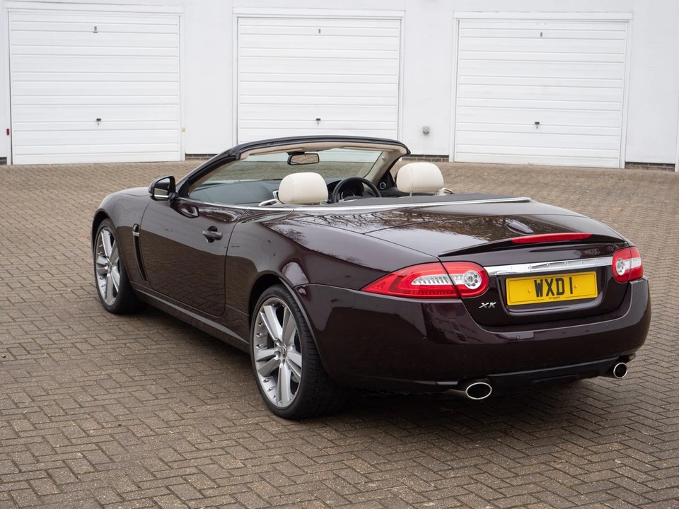 2010 Jaguar X150 XK - Image 9 of 30