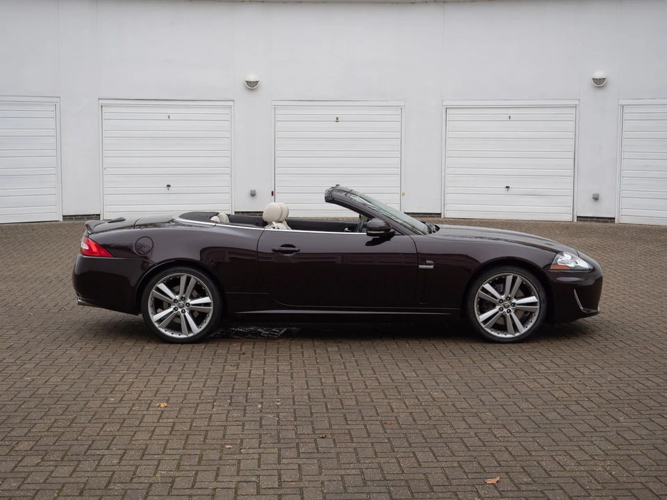 2010 Jaguar X150 XK - Image 3 of 30