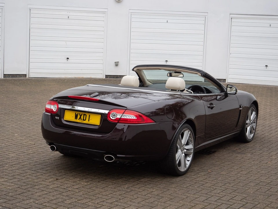 2010 Jaguar X150 XK - Image 11 of 30