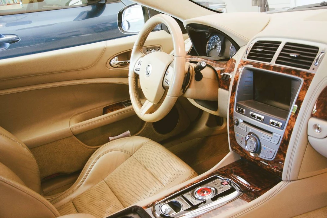 2010 Jaguar X150 XK - Image 22 of 24