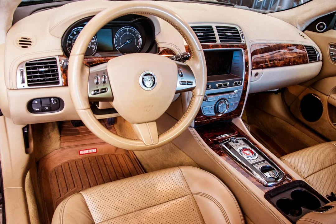 2010 Jaguar X150 XK - Image 16 of 24