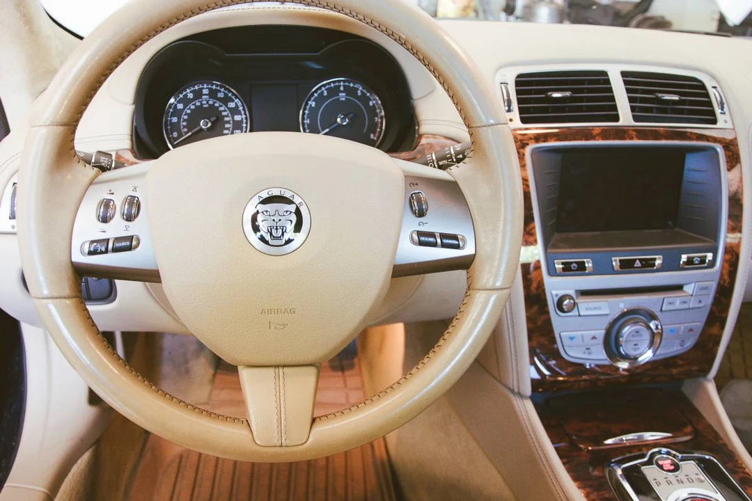 2010 Jaguar X150 XK - Image 23 of 24