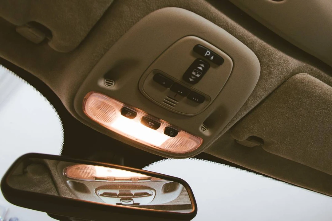 2010 Jaguar X150 XK - Image 17 of 24