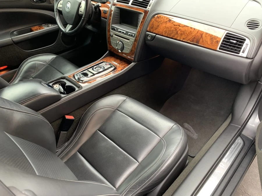 2010 Jaguar X150 XK - Image 5 of 7