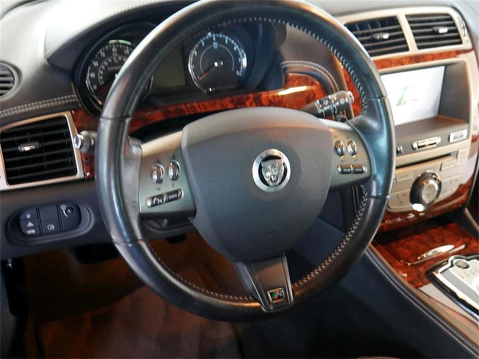 2010 Jaguar X150 XK - Image 21 of 31