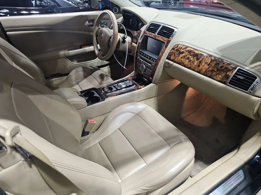 2010 Jaguar X150 XK - Image 8 of 12