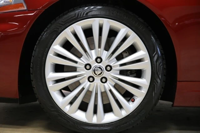 2010 Jaguar X150 XK - Image 14 of 21