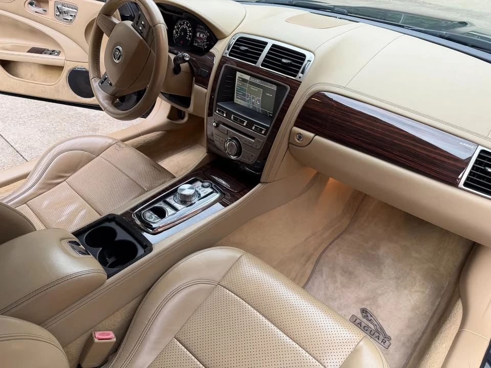 2010 Jaguar X150 XK - Image 17 of 20