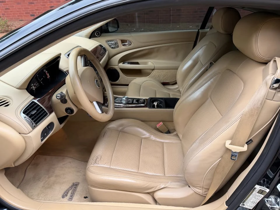 2010 Jaguar X150 XK - Image 13 of 20