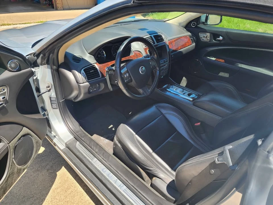 2010 Jaguar X150 XK - Image 4 of 19
