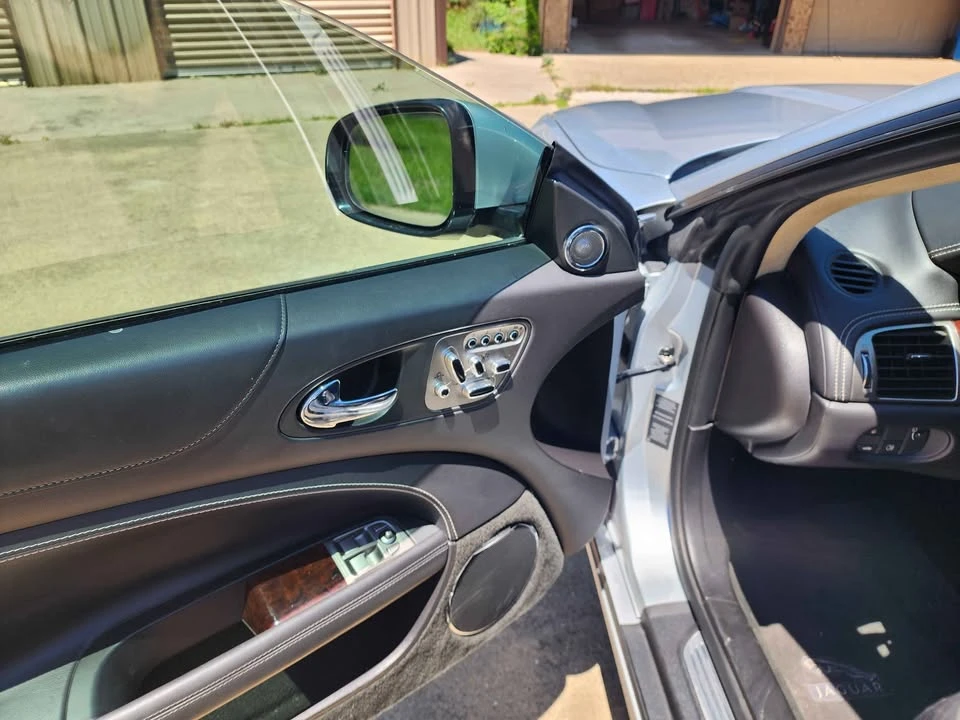 2010 Jaguar X150 XK - Image 3 of 19