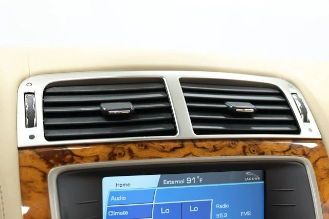 2010 Jaguar X150 XK - Image 26 of 31