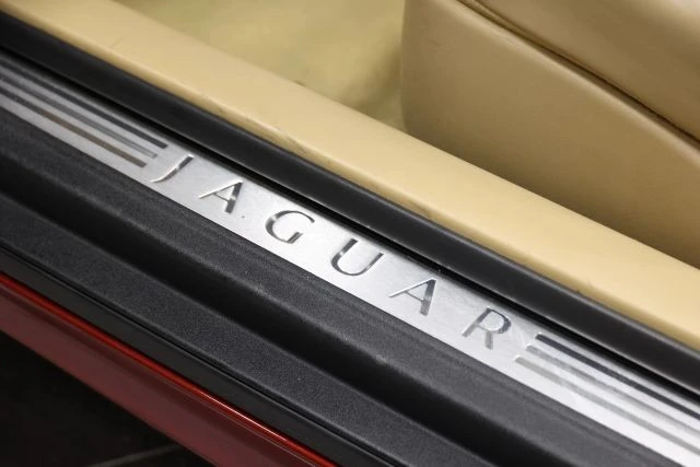 2010 Jaguar X150 XK - Image 13 of 31