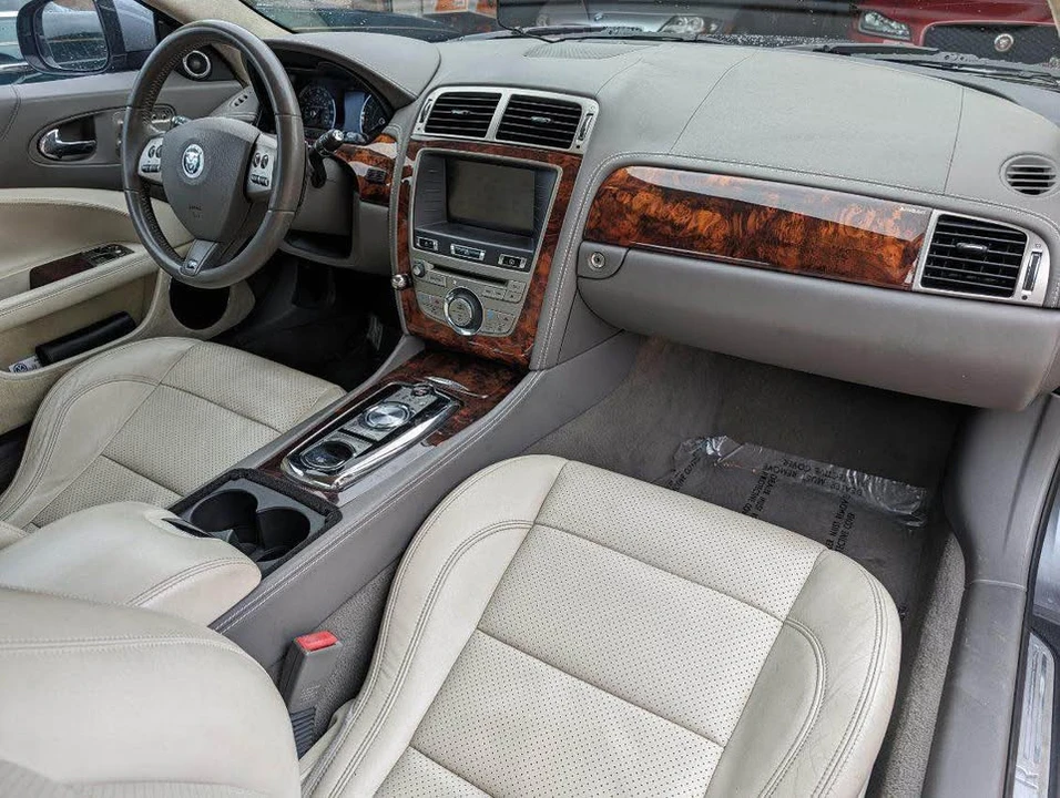2010 Jaguar X150 XKR - Image 3 of 6