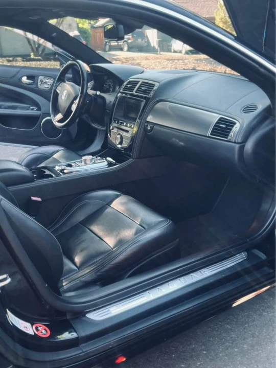 2010 Jaguar X150 XKR - Image 10 of 15