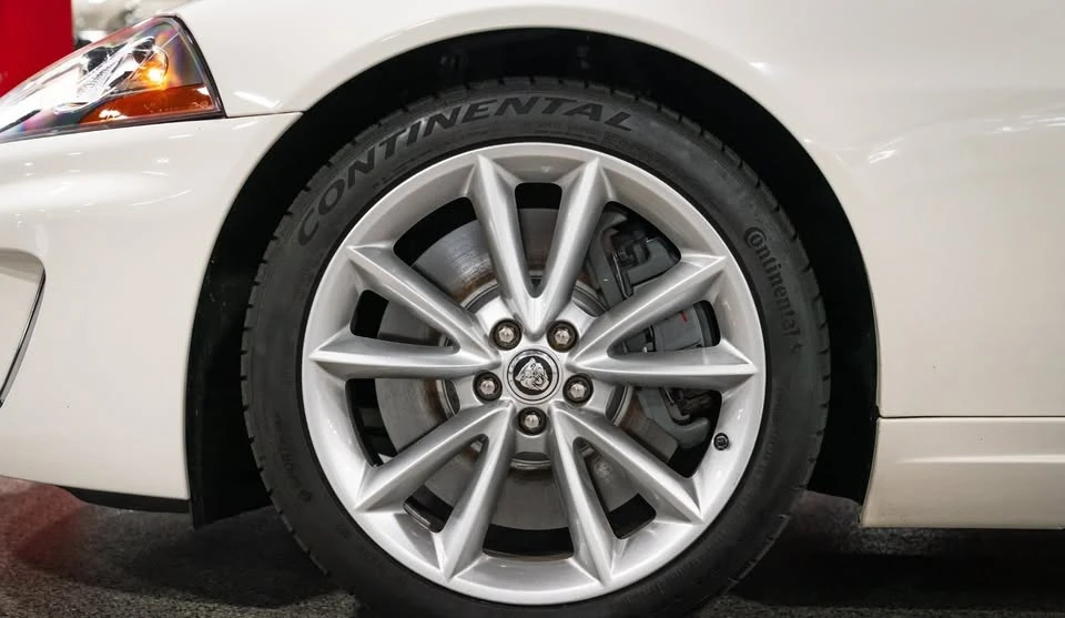 2010 Jaguar X150 XKR - Image 9 of 20