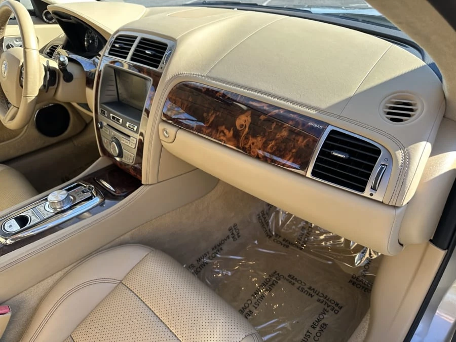 2010 Jaguar X150 XK - Image 11 of 20