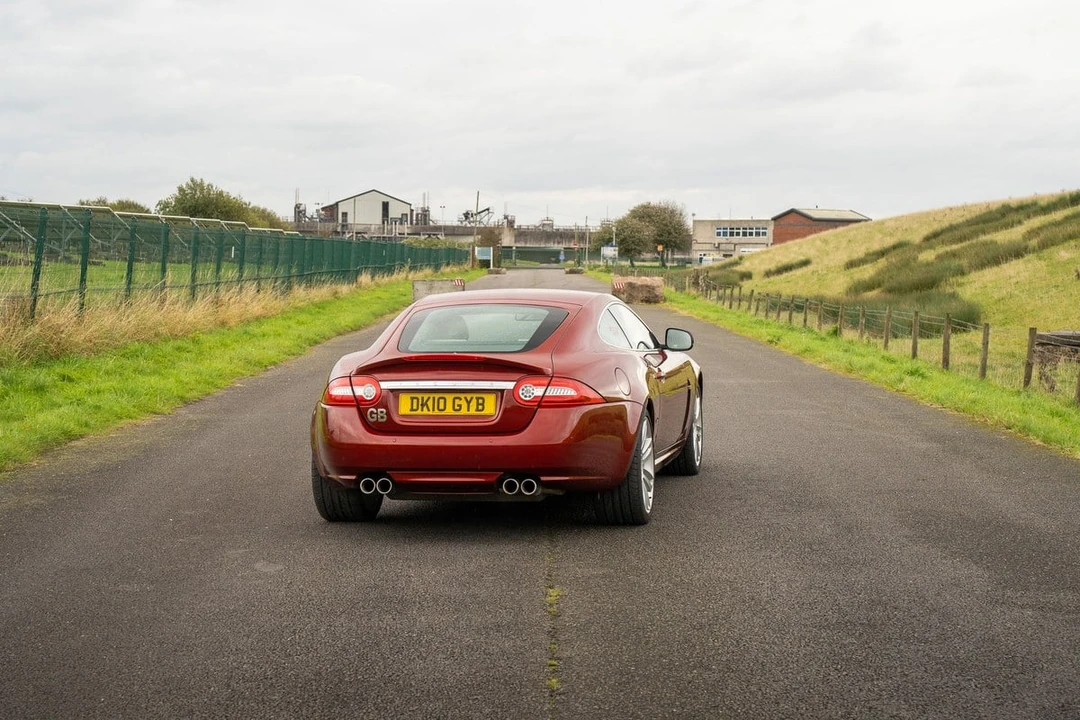 2010 Jaguar X150 XKR - Image 11 of 30