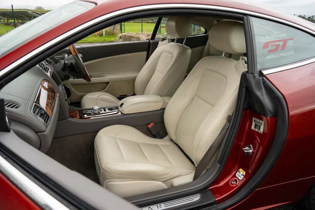 2010 Jaguar X150 XKR - Image 25 of 30