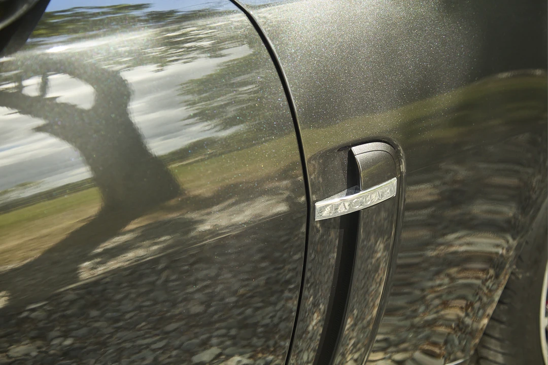 2010 Jaguar X150 XKR - Image 22 of 31