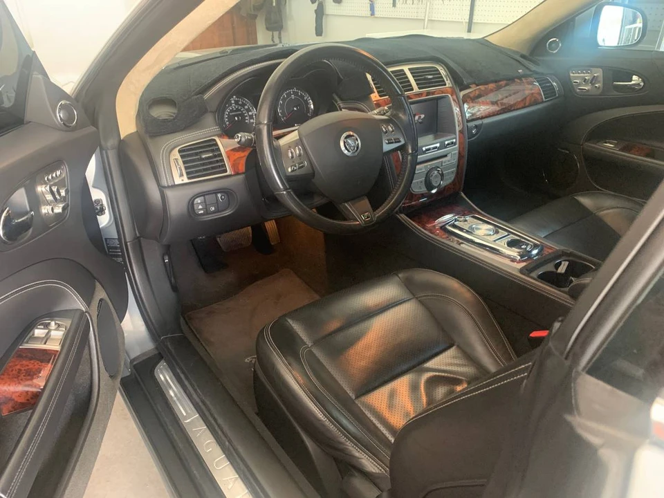 2010 Jaguar X150 XKR - Image 7 of 21