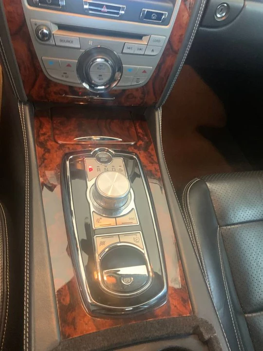 2010 Jaguar X150 XKR - Image 10 of 21