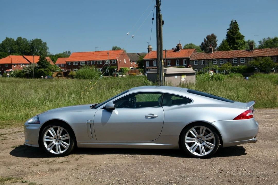 2010 Jaguar X150 XKR - Image 9 of 30