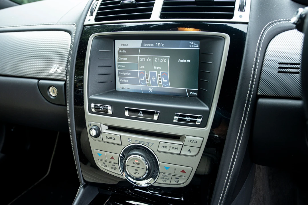 2010 Jaguar X150 XKR - Image 25 of 31
