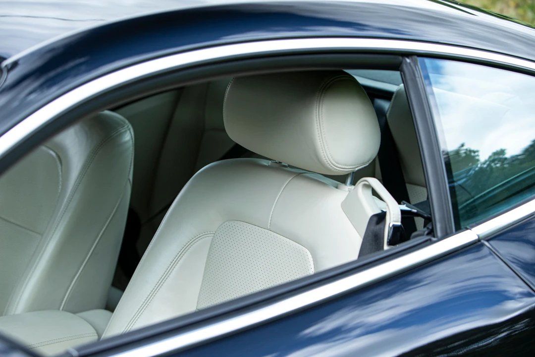 2010 Jaguar X150 XKR - Image 12 of 31