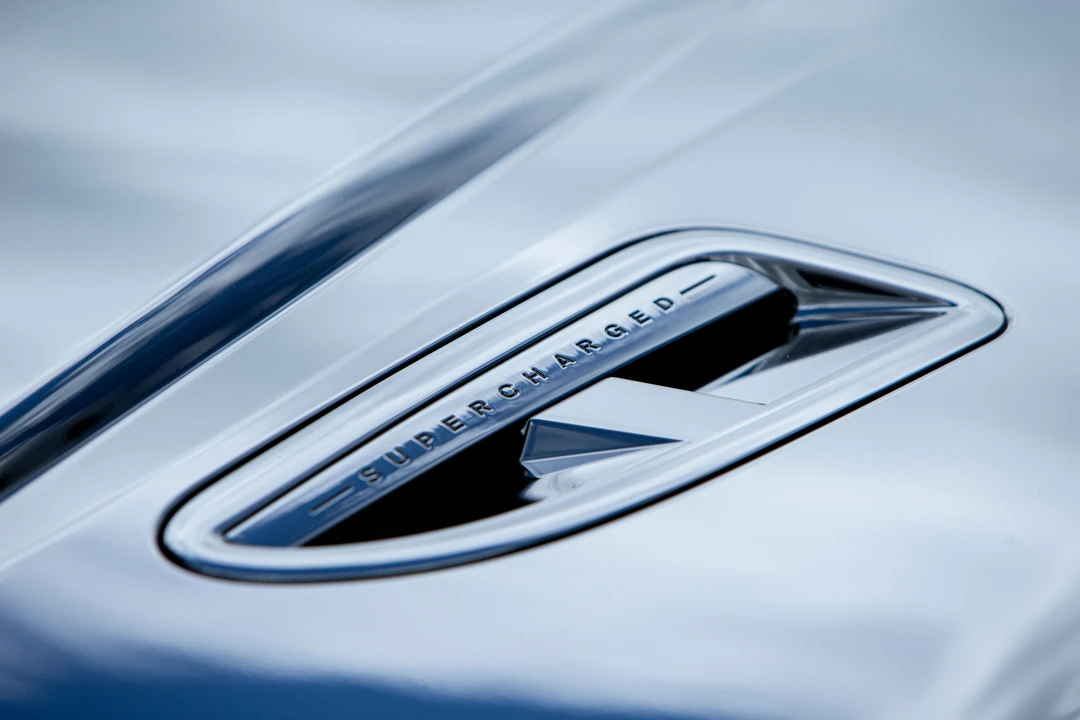 2010 Jaguar X150 XKR - Image 14 of 31