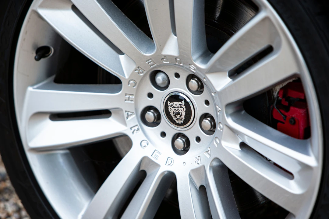 2010 Jaguar X150 XKR - Image 8 of 31