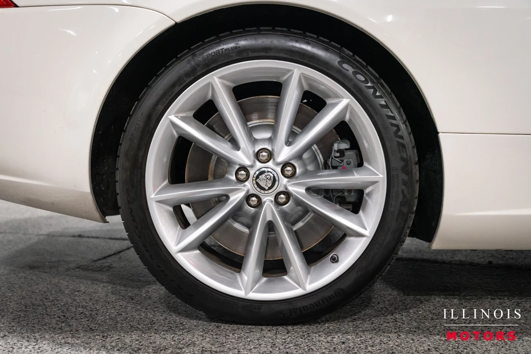 2010 Jaguar X150 XKR - Image 11 of 31