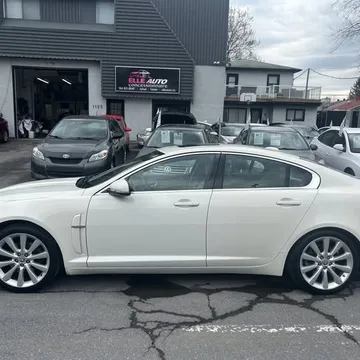 2010 Jaguar XF Luxury