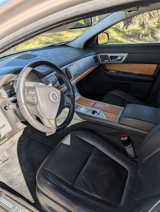 2010 Jaguar X250 XF - Image 2 of 7