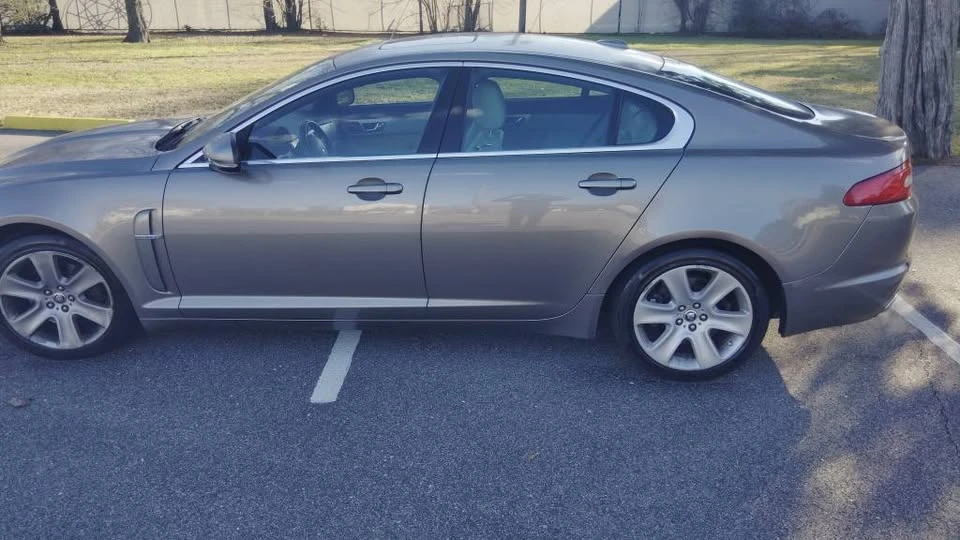 2010 Jaguar X250 XF - Image 2 of 10