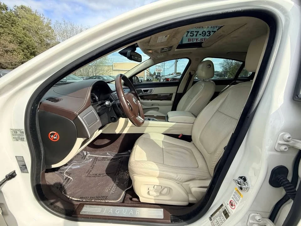 2010 Jaguar X250 XFR - Image 14 of 20