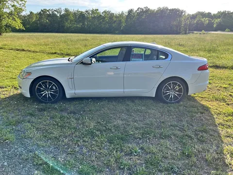 2010 Jaguar XF