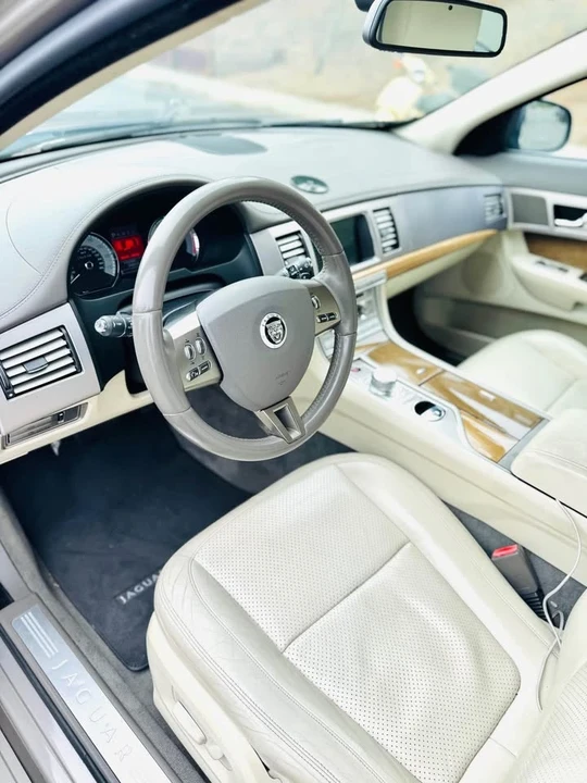 2010 Jaguar X250 XF - Image 10 of 20