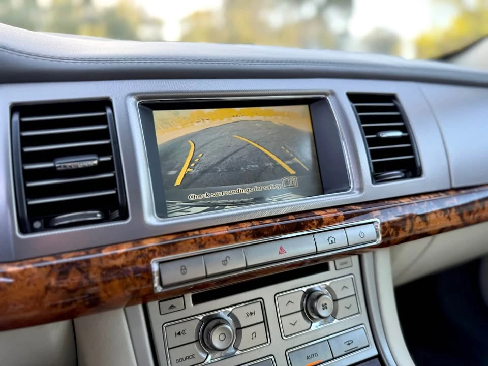 2010 Jaguar X250 XF - Image 11 of 18