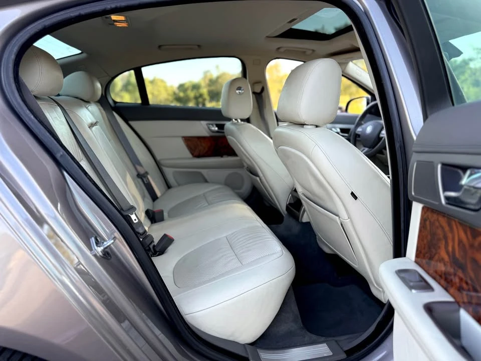 2010 Jaguar X250 XF - Image 16 of 18
