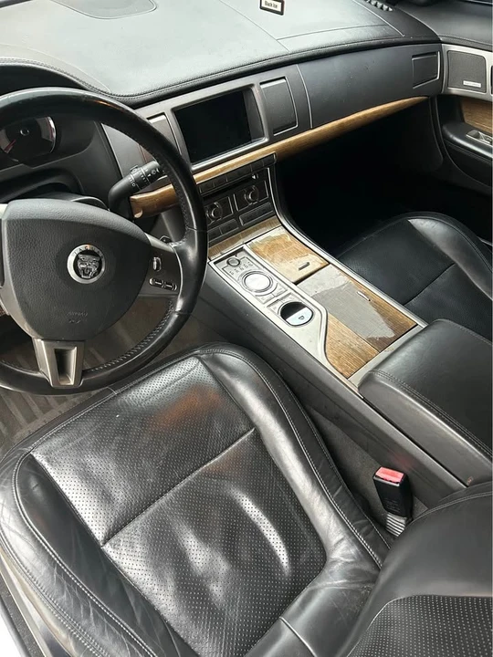2010 Jaguar X250 XFR - Image 2 of 7
