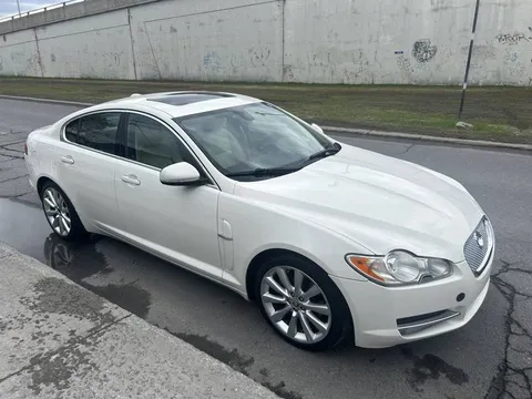 2010 Jaguar XF Luxury