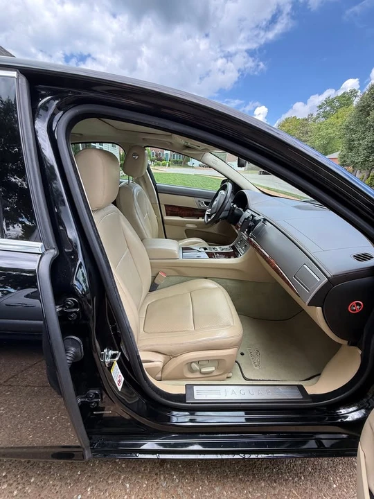 2010 Jaguar X250 XF - Image 10 of 17
